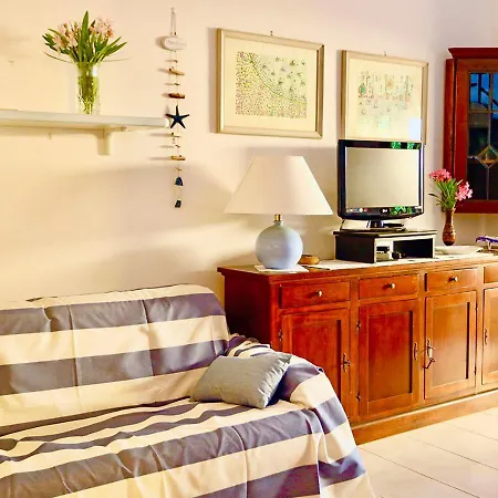 Casa Nanni - 50 Mt Dal Mare Apartment *